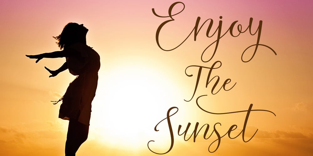 Lattoria Script font