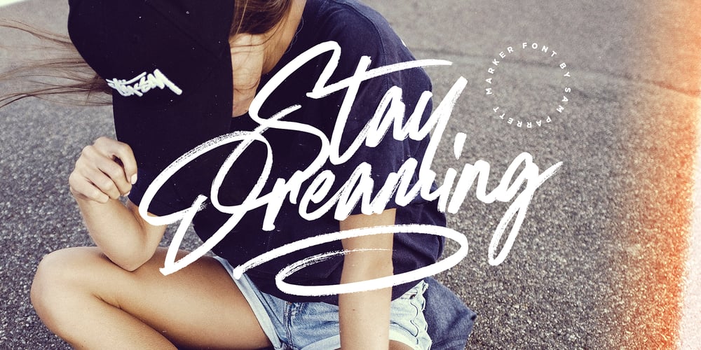 Stay Dreaming font