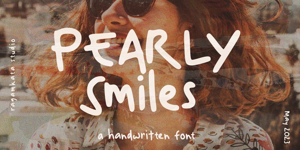 Pearly Smiles font