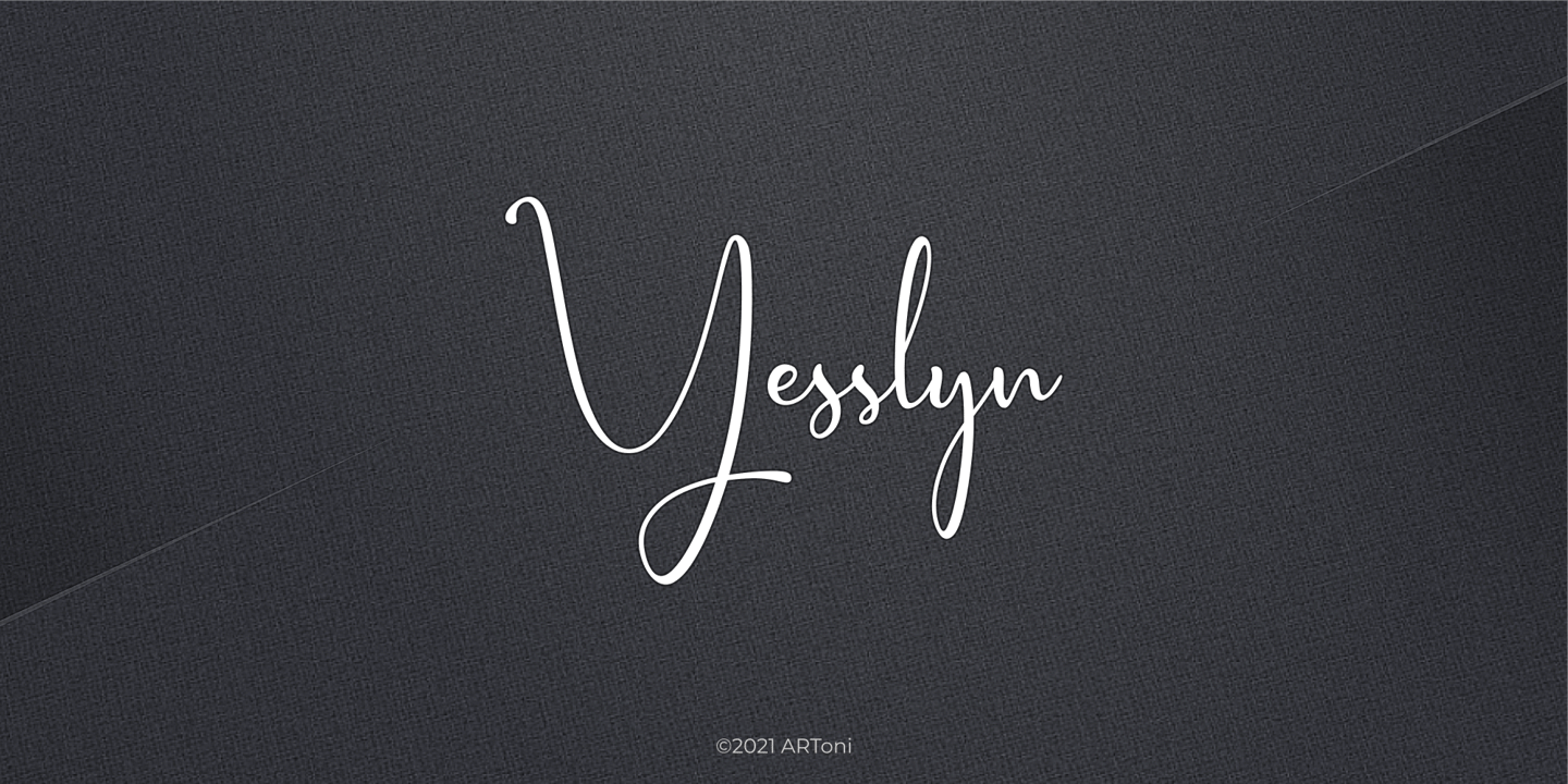 Image of Yesslyn Signature Font