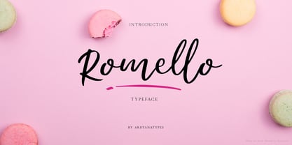Romello Font Poster 1