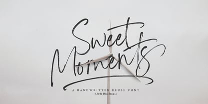 Sweet Moments Font Poster 1