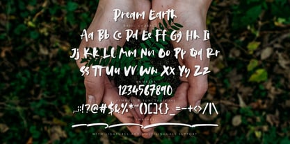 Dream Earth Font Poster 5