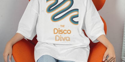 Disco Diva Font Poster 8