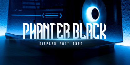 Phanter Black Fuente Póster 1