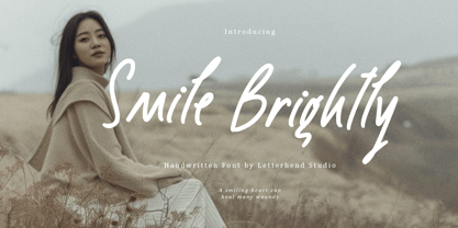 Smile Brightly Font Poster 1