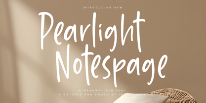 Pearlight Notespage Fuente Póster 1