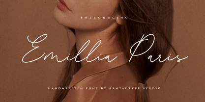 Emillia Paris Font Poster 1