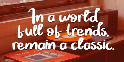 Velouran Font Poster 4