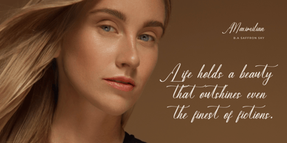 Sovinhaya Dictaselin Font Poster 5