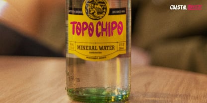 Coastal Threads Font Poster 10