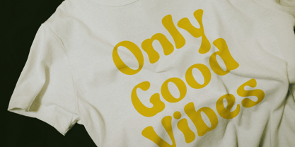 Morning Sunbeam Font Poster 4