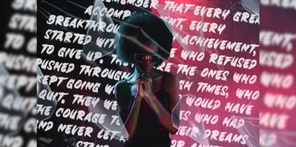 Vinomez Font Poster 12