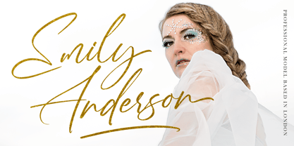 Grading Royal Font Poster 3