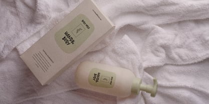 Serella van Houten Font Poster 10