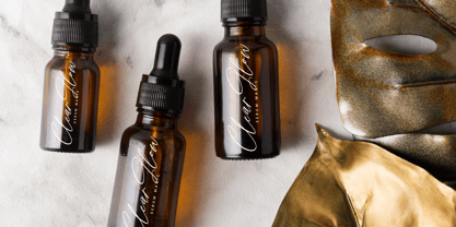 Shillueta Fantture Font Poster 2