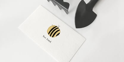 Little Bee Vector Font Poster 6