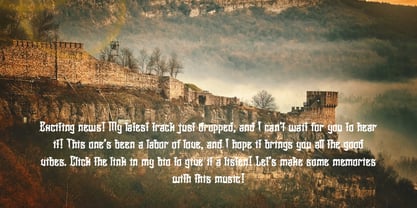 Heavier Crowns Font Poster 12