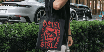 Darkcastle Font Poster 5