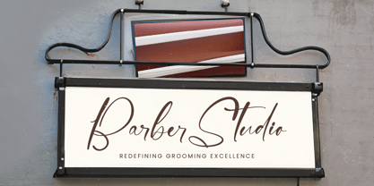 Berlynda Romantica Font Poster 13