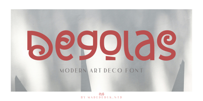Degolas Font Poster 1