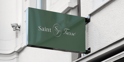 Royale Couture Font Poster 6