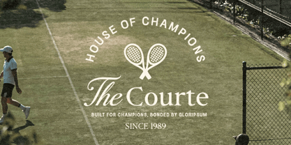 Royale Couture Font Poster 4