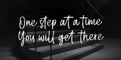 Briston Houster Font Poster 12