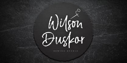 Briston Houster Font Poster 9