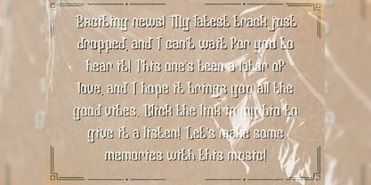 Raveinus Clawny Font Poster 13