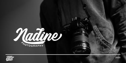 Monamour Font Poster 5