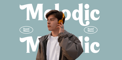 Dream Waves Font Poster 11