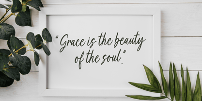 Hello Serattine Font Poster 4