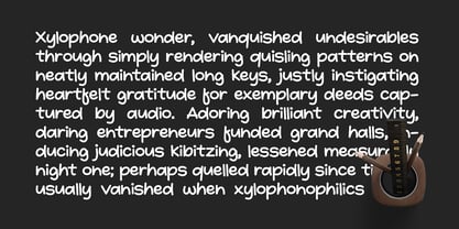 Quenisha Font Poster 12