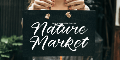 Globals Simple Font Poster 9