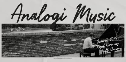 Mietta Smooth Font Poster 4