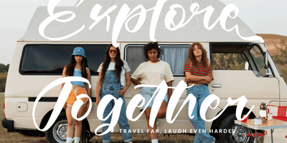 Joyland Delight Font Poster 7