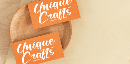 Joyland Delight Font Poster 5