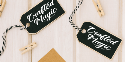 Birdsta Creamy Font Poster 7