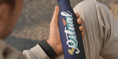 Bluder Quintal Font Poster 13