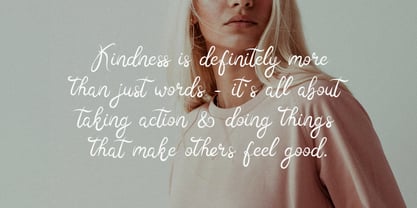 Sunday Dreams Font Poster 6