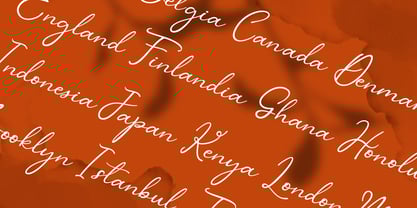 Fluffyberry Smiles Font Poster 3