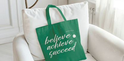 Bombyes Shigter Font Poster 4