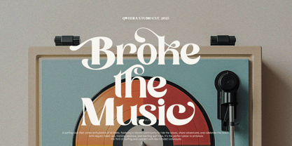 Meghan Breeze Font Poster 11