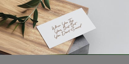 Marthina Font Poster 4