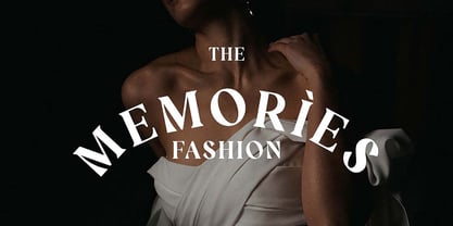 Headline Heritage Font Poster 4