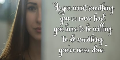 Abigail Modern Font Poster 3