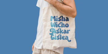 Queen Wosha Font Poster 3