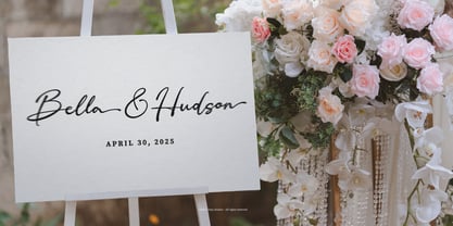 Dallgona Giamond Font Poster 3