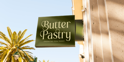 Royale Grosta Font Poster 8